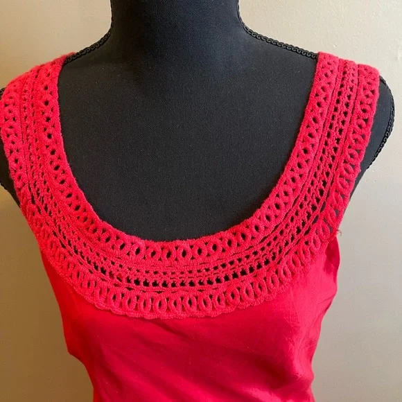 Jones Wear Crochet Tiered Maxi Dress Red - 6 A-line Travel Vacation Resortwear - Picture 2 of 6